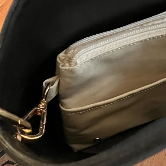 nim Design Black Bucket Bag with Geometric Strap & Removable Pouch - Picture 7 of 16